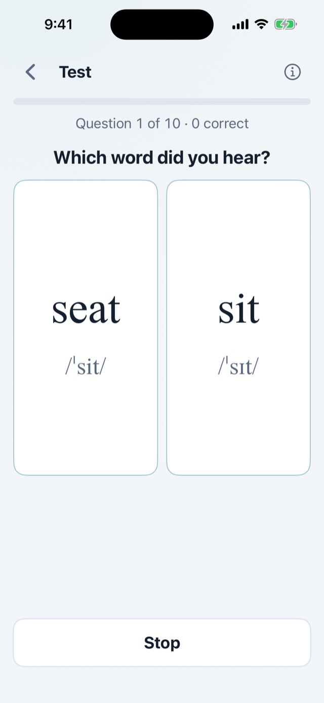 The Test screen mid-question: Which word did you hear? Two answer tiles, seat and sit, with the question counter above.
